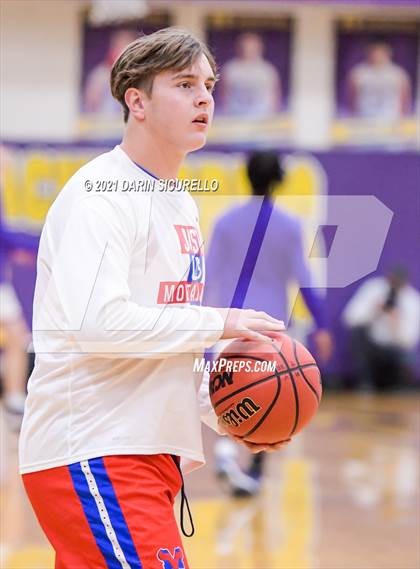 Thumbnail 2 in Mountain View vs Mesa (AIA 6A Round 1 Playoff) photogallery.