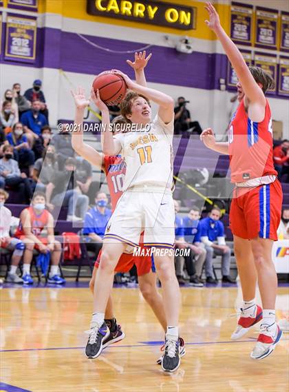 Thumbnail 1 in Mountain View vs Mesa (AIA 6A Round 1 Playoff) photogallery.