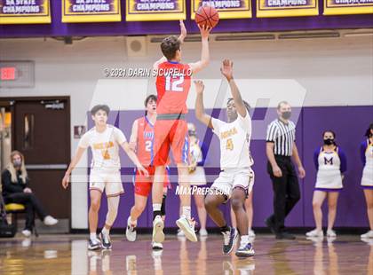 Thumbnail 2 in Mountain View vs Mesa (AIA 6A Round 1 Playoff) photogallery.