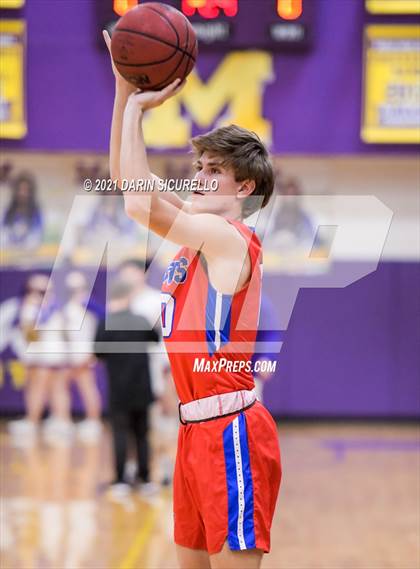 Thumbnail 1 in Mountain View vs Mesa (AIA 6A Round 1 Playoff) photogallery.