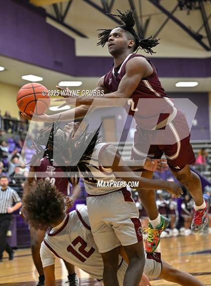 Thumbnail 1 in Jefferson @ Atlanta (UIL 3A DI Bi-District Playoff) photogallery.