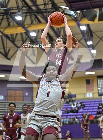Thumbnail 2 in Jefferson @ Atlanta (UIL 3A DI Bi-District Playoff) photogallery.