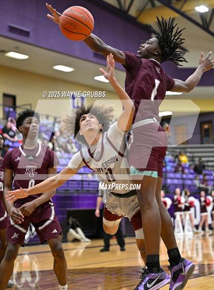 Thumbnail 2 in Jefferson @ Atlanta (UIL 3A DI Bi-District Playoff) photogallery.