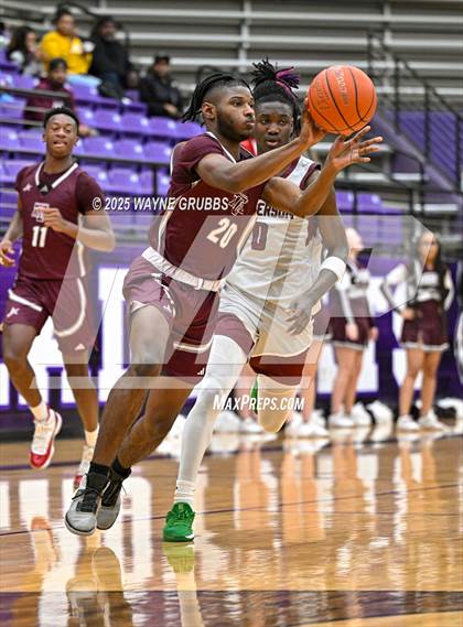Thumbnail 2 in Jefferson @ Atlanta (UIL 3A DI Bi-District Playoff) photogallery.