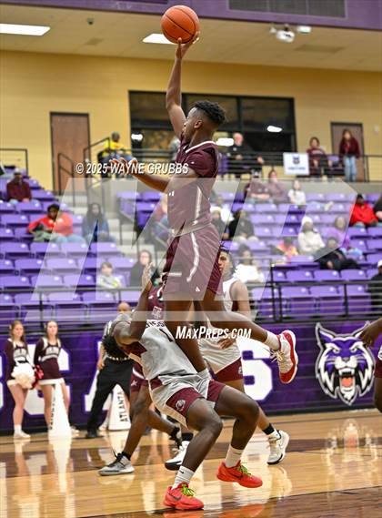 Thumbnail 2 in Jefferson @ Atlanta (UIL 3A DI Bi-District Playoff) photogallery.