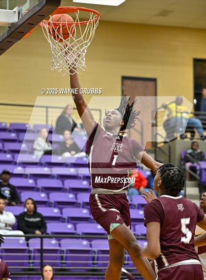 Thumbnail 3 in Jefferson @ Atlanta (UIL 3A DI Bi-District Playoff) photogallery.