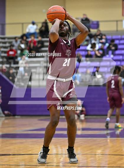 Thumbnail 2 in Jefferson @ Atlanta (UIL 3A DI Bi-District Playoff) photogallery.
