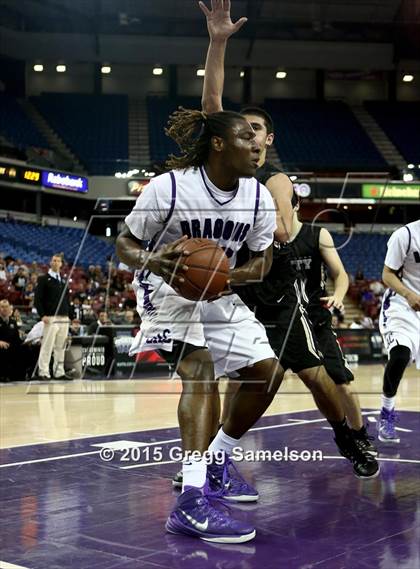 Thumbnail 3 in Sacramento vs Archbishop Mitty (CIF NorCal Regional D2 Final) photogallery.