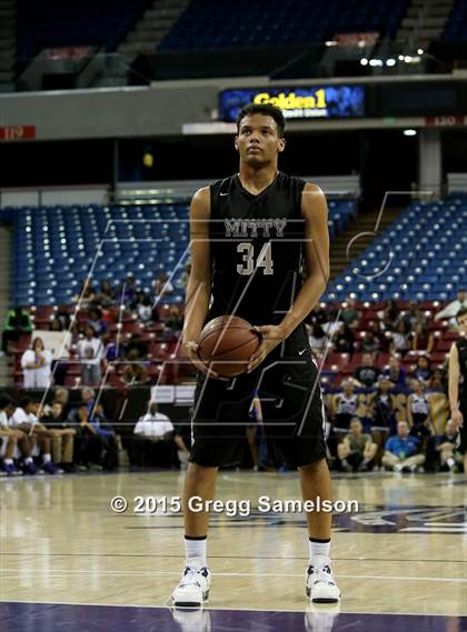 Thumbnail 3 in Sacramento vs Archbishop Mitty (CIF NorCal Regional D2 Final) photogallery.