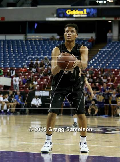 Thumbnail 3 in Sacramento vs Archbishop Mitty (CIF NorCal Regional D2 Final) photogallery.