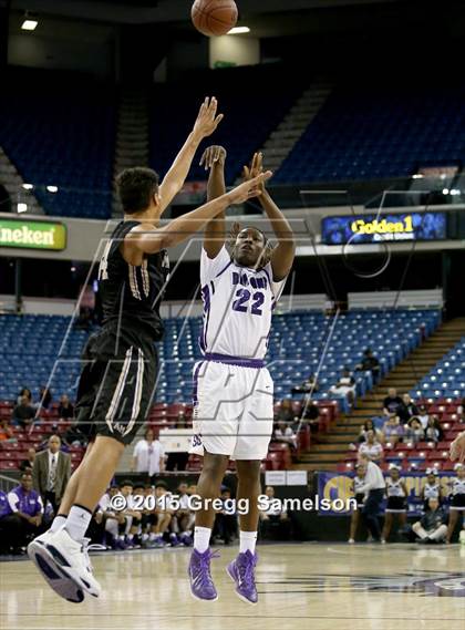 Thumbnail 2 in Sacramento vs Archbishop Mitty (CIF NorCal Regional D2 Final) photogallery.