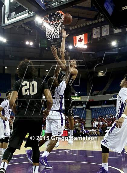 Thumbnail 3 in Sacramento vs Archbishop Mitty (CIF NorCal Regional D2 Final) photogallery.