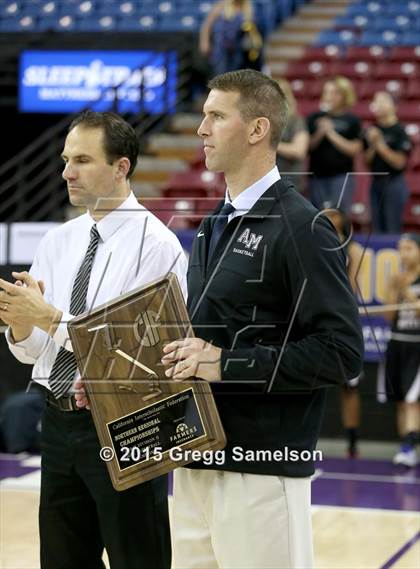 Thumbnail 3 in Sacramento vs Archbishop Mitty (CIF NorCal Regional D2 Final) photogallery.