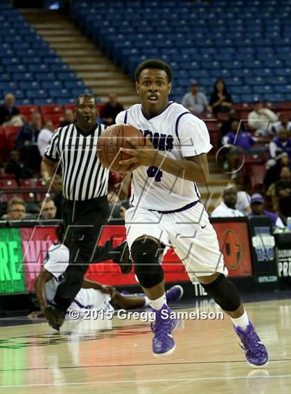 Thumbnail 2 in Sacramento vs Archbishop Mitty (CIF NorCal Regional D2 Final) photogallery.