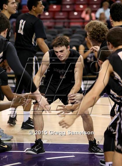 Thumbnail 3 in Sacramento vs Archbishop Mitty (CIF NorCal Regional D2 Final) photogallery.