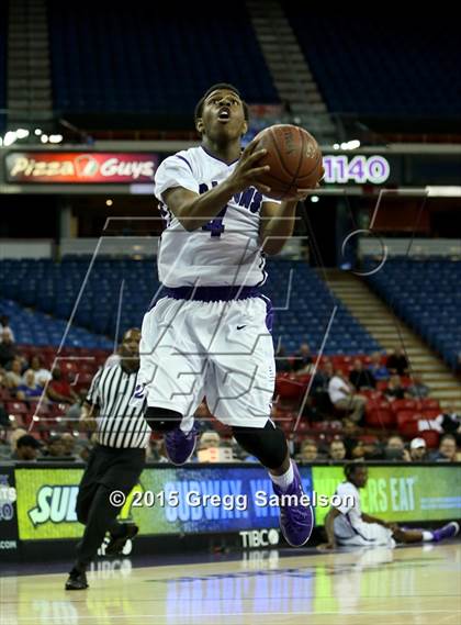 Thumbnail 3 in Sacramento vs Archbishop Mitty (CIF NorCal Regional D2 Final) photogallery.