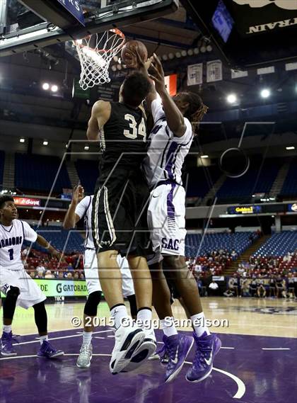 Thumbnail 2 in Sacramento vs Archbishop Mitty (CIF NorCal Regional D2 Final) photogallery.