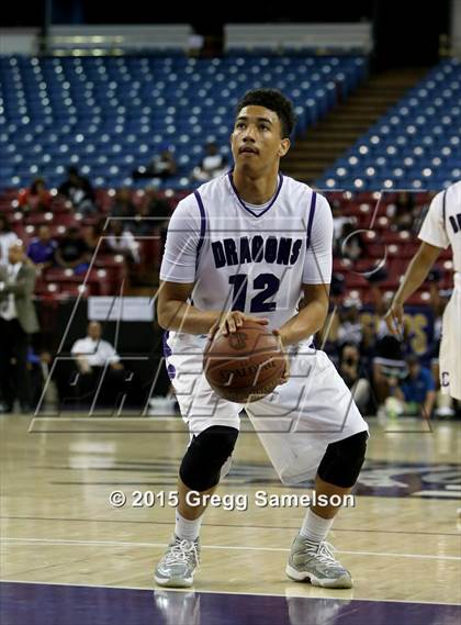 Thumbnail 2 in Sacramento vs Archbishop Mitty (CIF NorCal Regional D2 Final) photogallery.