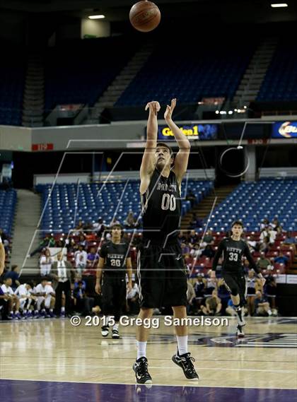 Thumbnail 2 in Sacramento vs Archbishop Mitty (CIF NorCal Regional D2 Final) photogallery.
