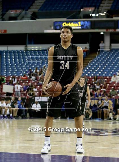 Thumbnail 2 in Sacramento vs Archbishop Mitty (CIF NorCal Regional D2 Final) photogallery.