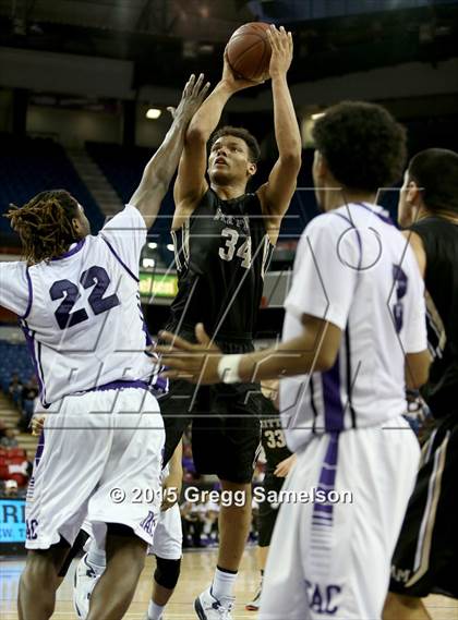 Thumbnail 3 in Sacramento vs Archbishop Mitty (CIF NorCal Regional D2 Final) photogallery.