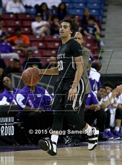 Thumbnail 3 in Sacramento vs Archbishop Mitty (CIF NorCal Regional D2 Final) photogallery.