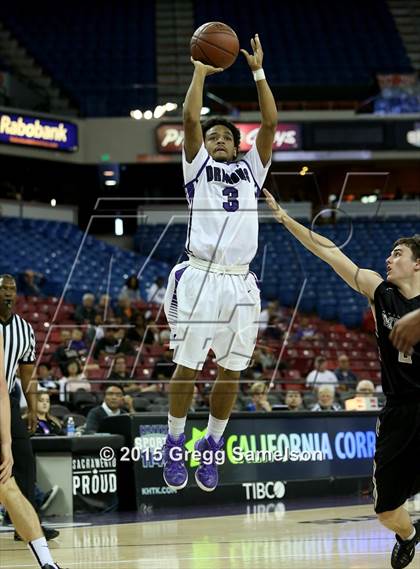Thumbnail 3 in Sacramento vs Archbishop Mitty (CIF NorCal Regional D2 Final) photogallery.