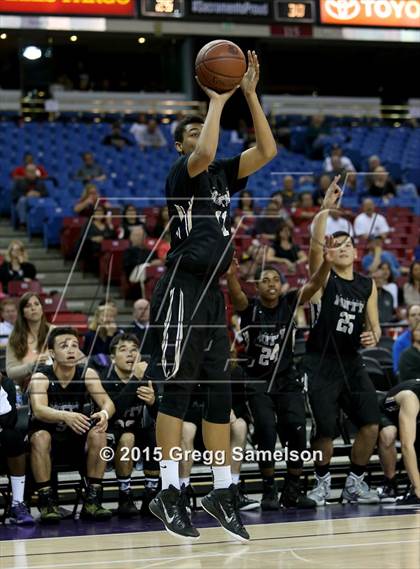 Thumbnail 3 in Sacramento vs Archbishop Mitty (CIF NorCal Regional D2 Final) photogallery.
