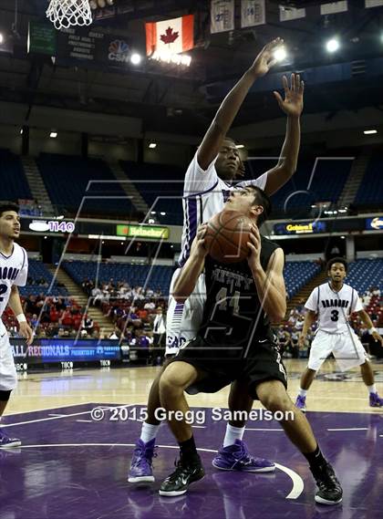 Thumbnail 2 in Sacramento vs Archbishop Mitty (CIF NorCal Regional D2 Final) photogallery.