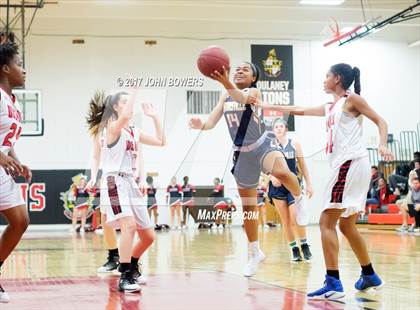 Thumbnail 3 in Catonsville @ Dulaney photogallery.