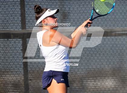 Thumbnail 3 in Central Catholic @ Sierra photogallery.