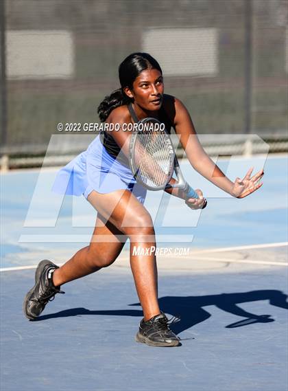 Thumbnail 1 in Central Catholic @ Sierra photogallery.