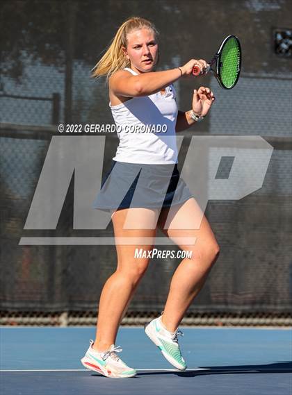 Thumbnail 3 in Central Catholic @ Sierra photogallery.