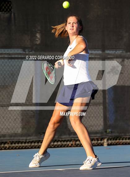 Thumbnail 1 in Central Catholic @ Sierra photogallery.