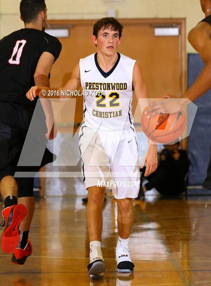 Thumbnail 3 in Harvard-Westlake vs. Prestonwood Christian (Tarkanian Classic) photogallery.