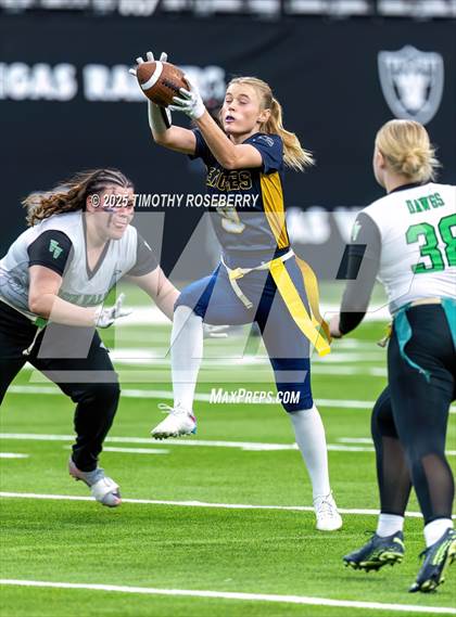 Thumbnail 3 in Virgin Valley vs. Boulder City (NIAA 3A Final) photogallery.