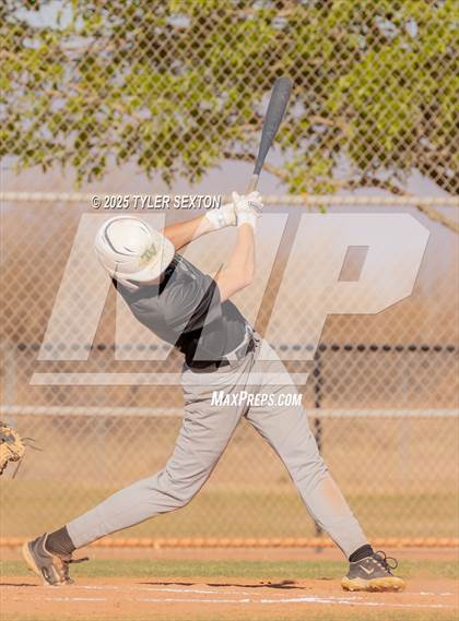 Thumbnail 2 in Tanque Verde @ Walden Grove photogallery.