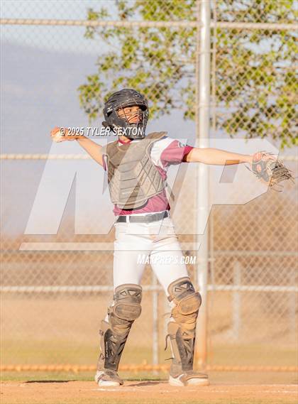 Thumbnail 1 in Tanque Verde @ Walden Grove photogallery.