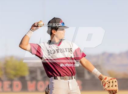 Thumbnail 1 in Tanque Verde @ Walden Grove photogallery.