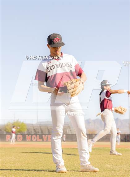 Thumbnail 1 in Tanque Verde @ Walden Grove photogallery.