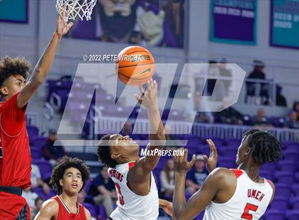 Thumbnail 3 in Centennial vs Lake Highlands (City of Palms Classic) photogallery.