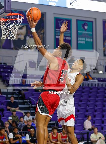 Thumbnail 2 in Centennial vs Lake Highlands (City of Palms Classic) photogallery.