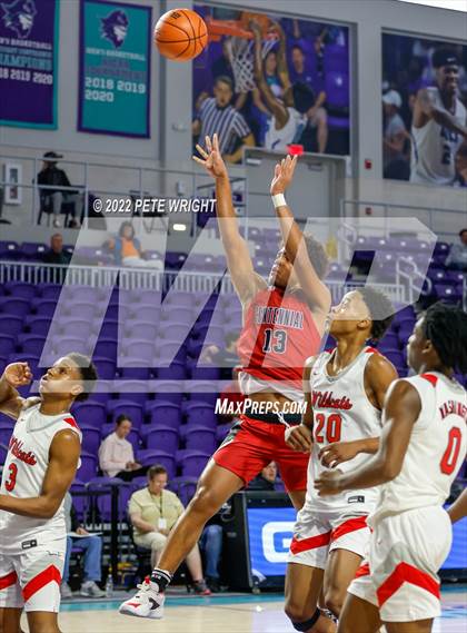 Thumbnail 1 in Centennial vs Lake Highlands (City of Palms Classic) photogallery.