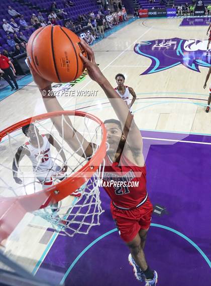 Thumbnail 1 in Centennial vs Lake Highlands (City of Palms Classic) photogallery.
