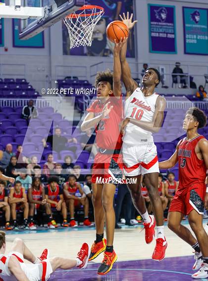 Thumbnail 1 in Centennial vs Lake Highlands (City of Palms Classic) photogallery.