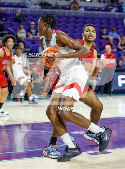 Thumbnail 1 in Centennial vs Lake Highlands (City of Palms Classic) photogallery.