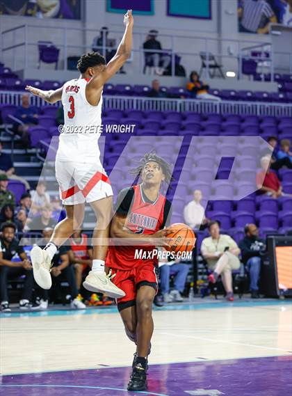 Thumbnail 2 in Centennial vs Lake Highlands (City of Palms Classic) photogallery.