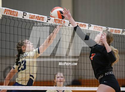 Thumbnail 2 in Perrin-Whitt @ Petrolia photogallery.