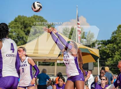 Thumbnail 3 in Pickerington Central vs Mt. Vernon (Showdown at Sundown Preview) photogallery.