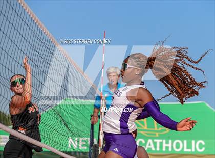 Thumbnail 2 in Pickerington Central vs Mt. Vernon (Showdown at Sundown Preview) photogallery.